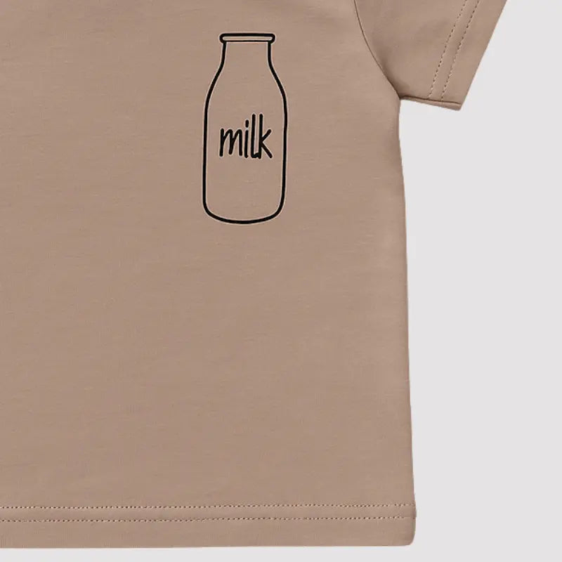 camiseta de algodão bege para bebê com estampa Milk