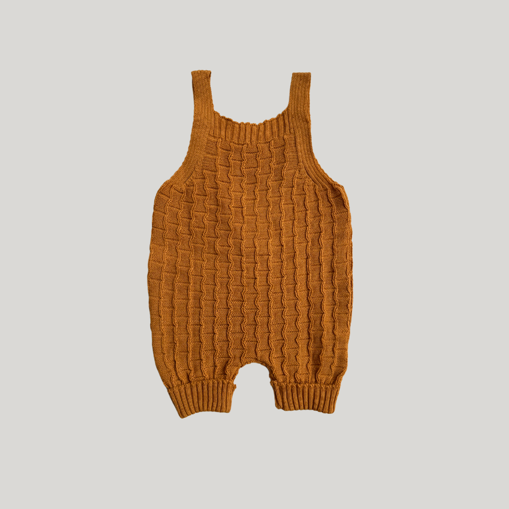 Jardineira Bebê Tricot Ursinho Mostarda