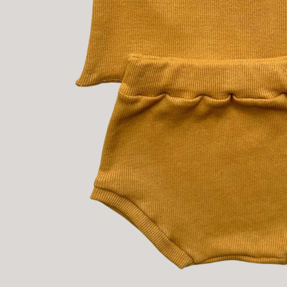 Conjunto Bebê Menina Beach Mostarda