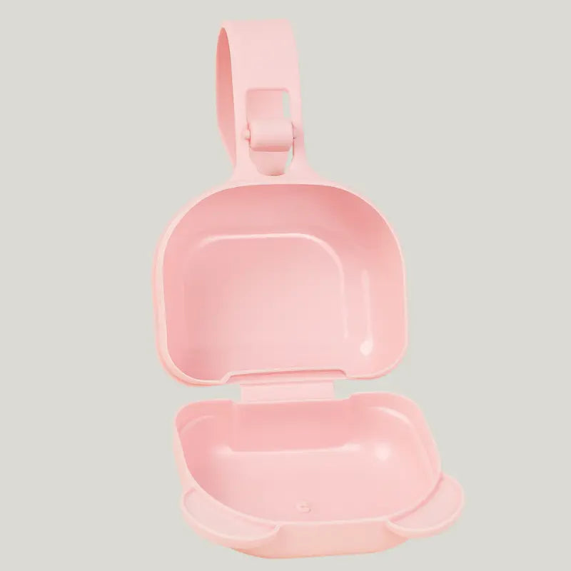 acessório prático para armazenar chupeta com estampa de urso