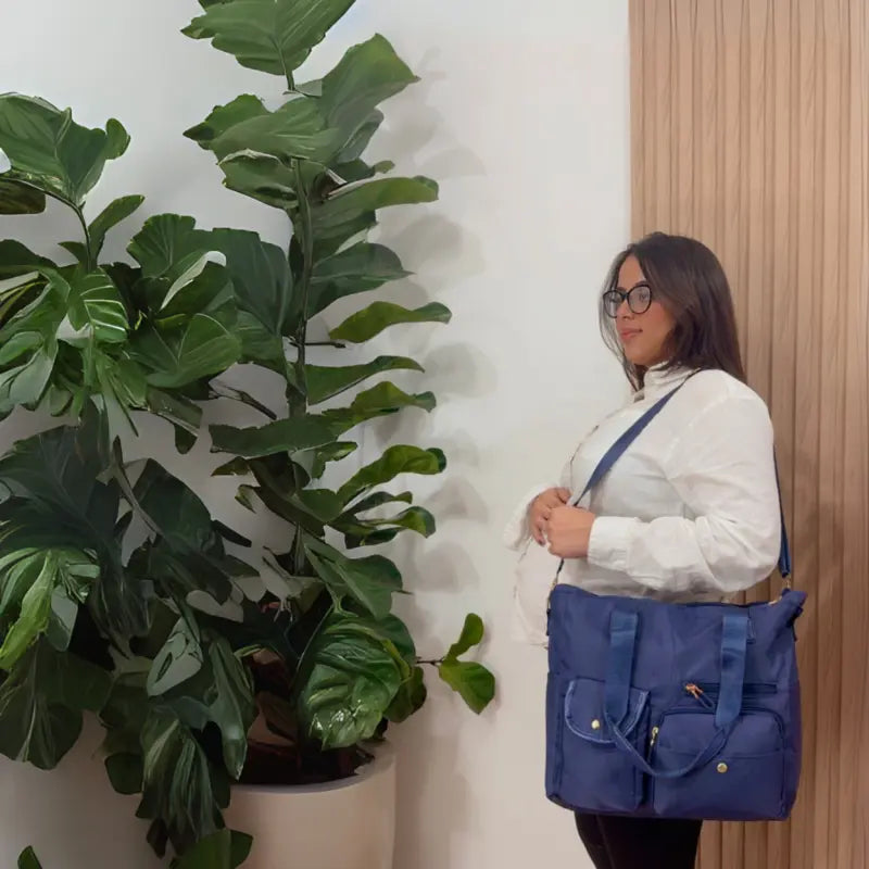 bolsa rosa para passeio com bebê, prática e elegante