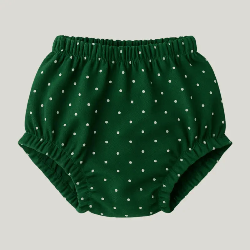 conjunto bebê verde claro confortável para dias quentes