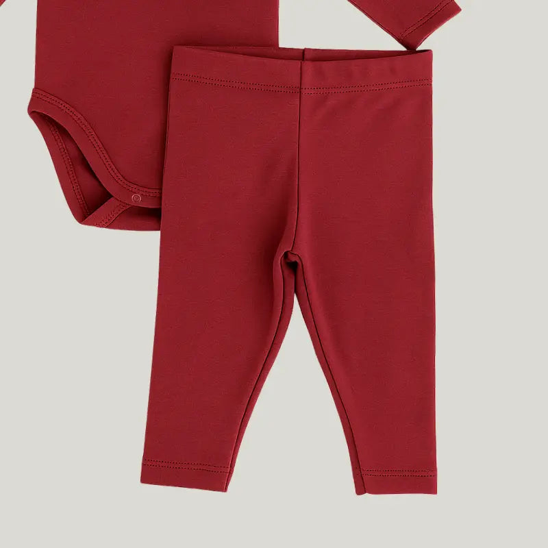 conjunto bebê em algodão orgânico cor bordô