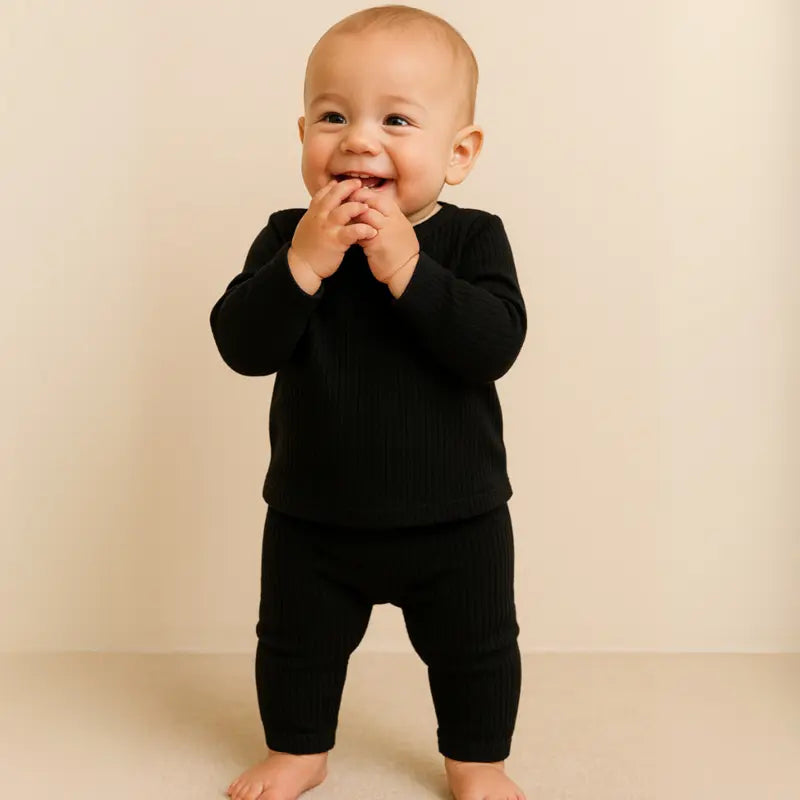 conjunto canelado preto para bebê de 3 a 12 meses