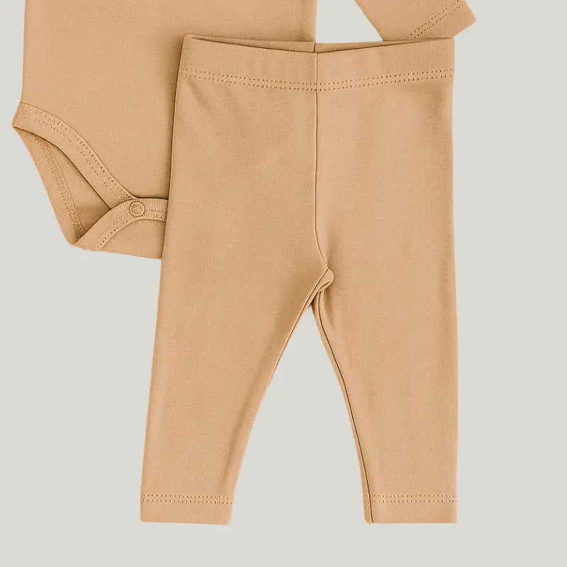 conjunto confortável em algodão orgânico para bebê