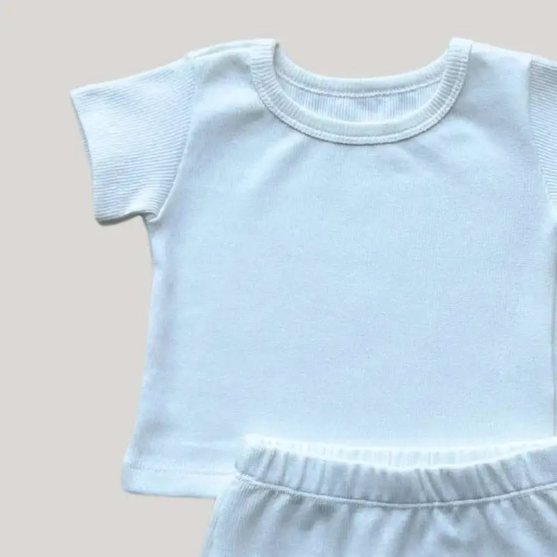 conjunto confortável para dias quentes bebê