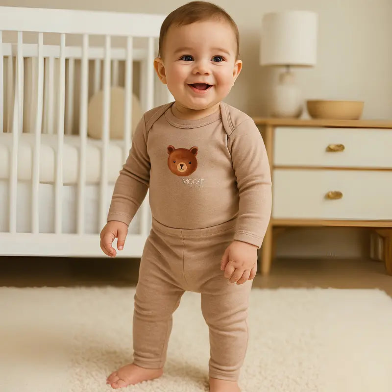 conjunto de algodão orgânico marrom com estampa de urso para bebê