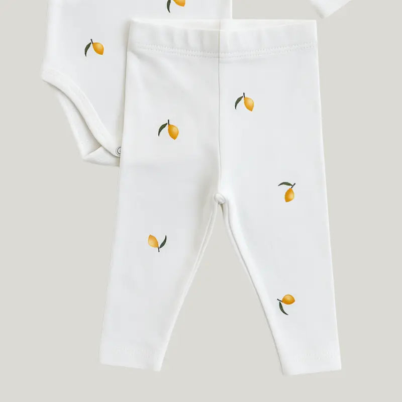 conjunto infantil de verão em algodão orgânico amarelo