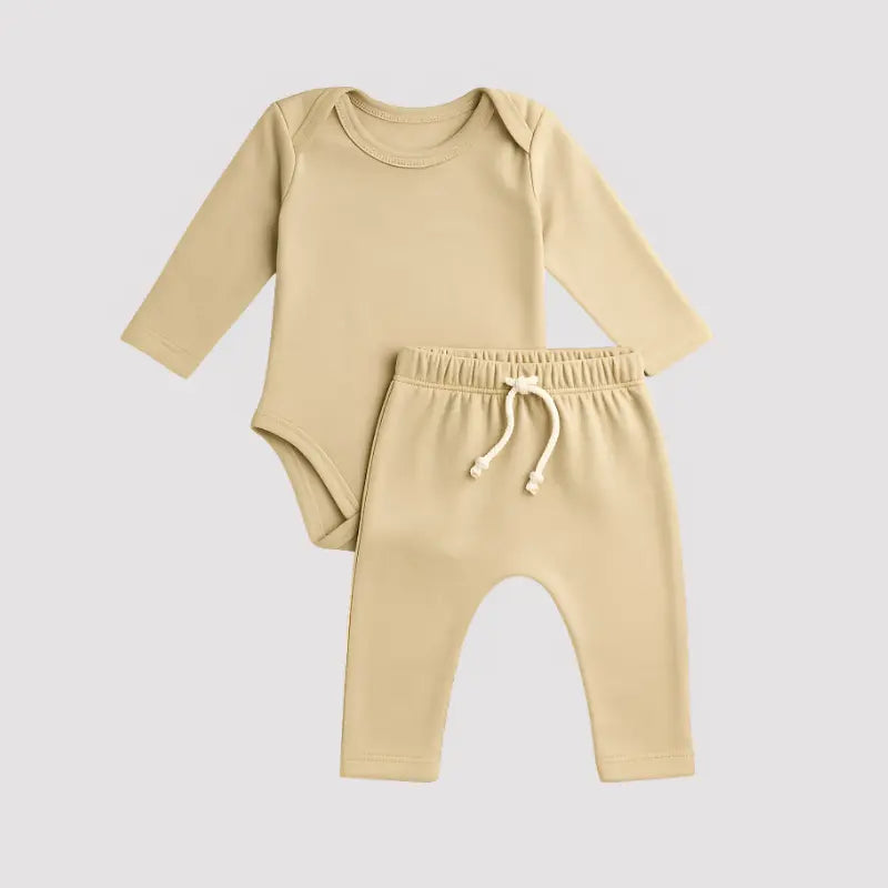 conjunto longo de algodão orgânico bege para bebê de 3 a 12 meses