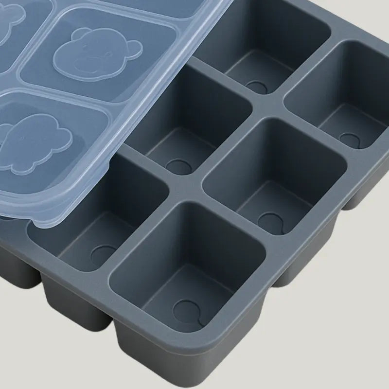 forma azul de 9 cubos para porções de comida infantil