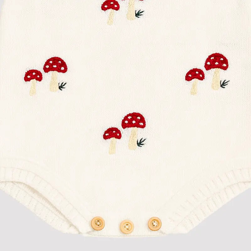 jardineira de tricot com tema cogumelos para menino ou menina