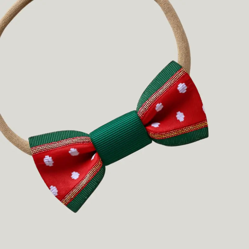 lacinho delicado de natal para look infantil