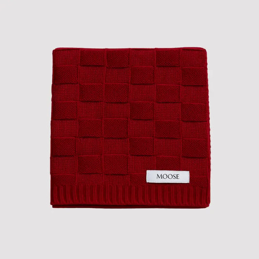 manta tricot vermelha bebê para saída de maternidade