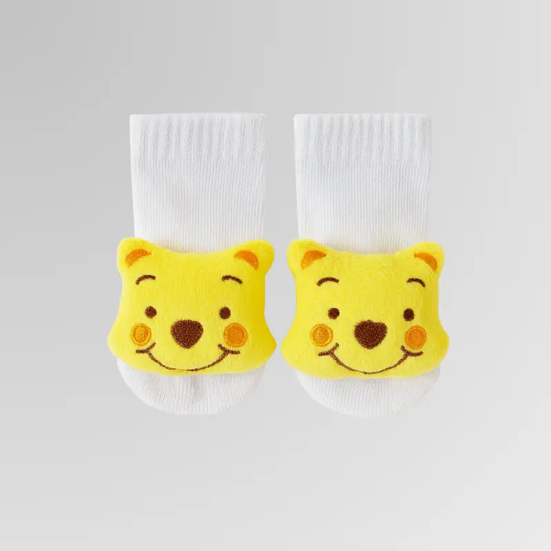 meia sensorial para bebê com personagem Ursinho Pooh