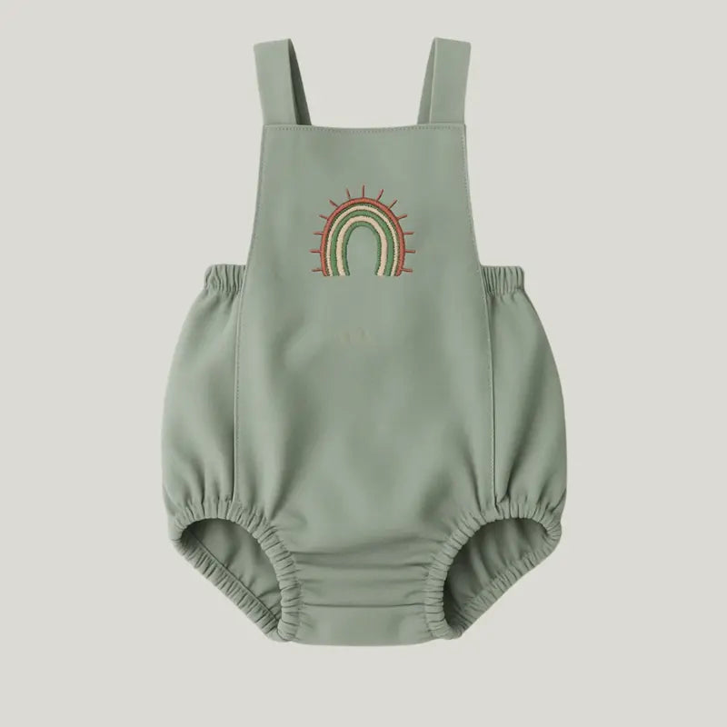 romper bebê cinza com estampa arco-íris colorida