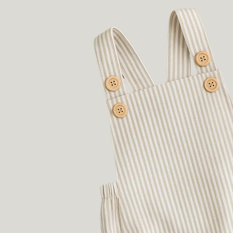 romper clássico bebê cor clara com botões