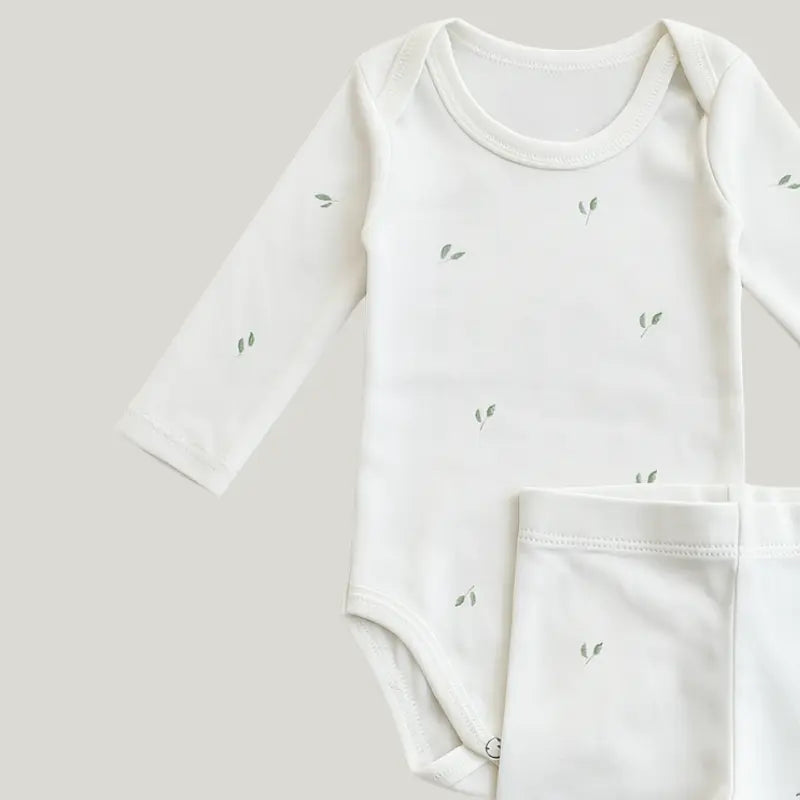 roupa ecológica para bebê com tema garden e toque natural