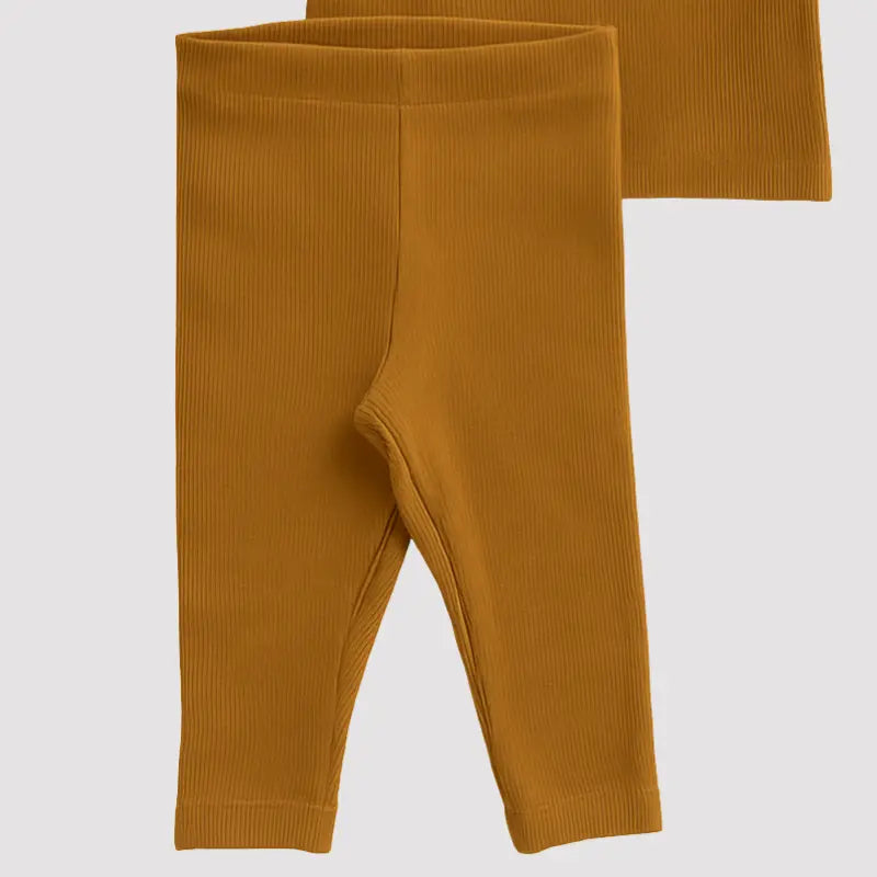 roupa neutra e confortável de bebê para o dia a dia
