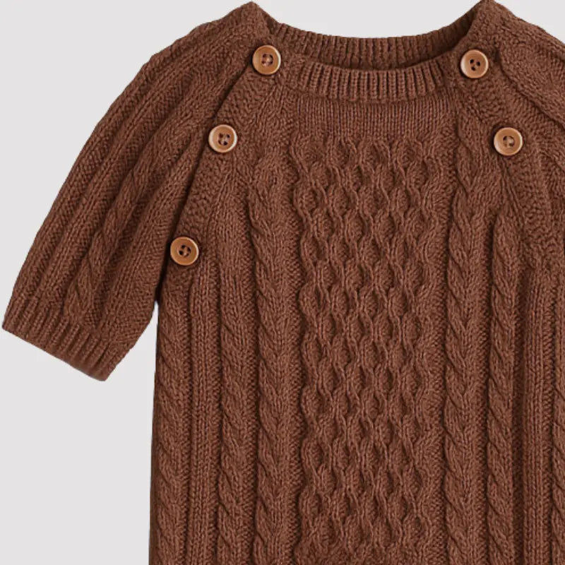 saída maternidade marrom em tricot para bebê recém-nascido