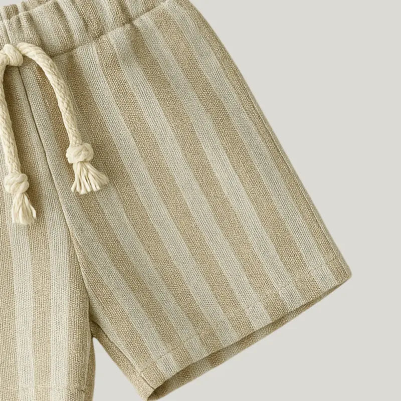 short clássico para bebê menino com estampa listrada