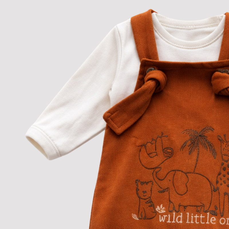 Conjunto Jardineira + Body Safari Caramelo