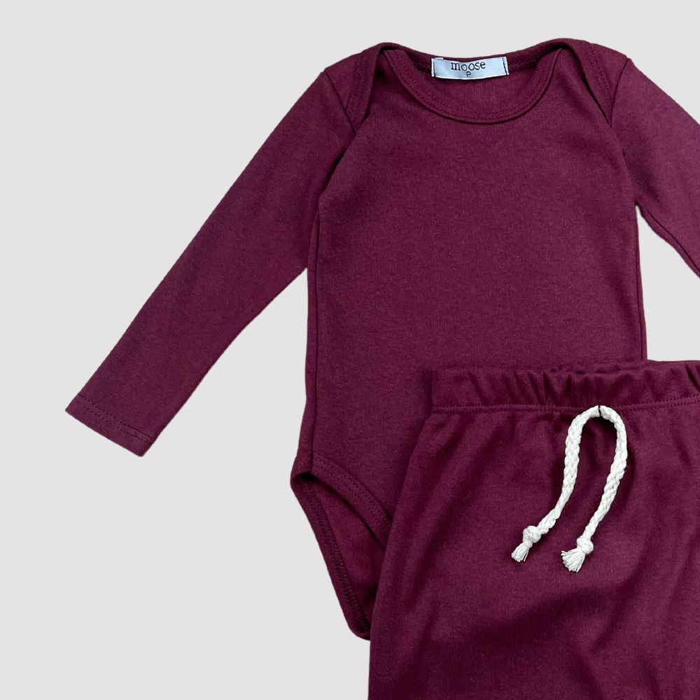 Conjunto de bebé de algodón orgánico largo unisex burdeos