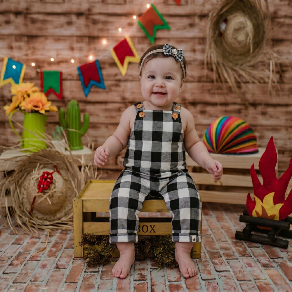 Jardineira Bebê Flanelada Chess Black