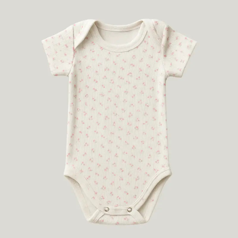 body bebê rosa com estampa floral delicada

