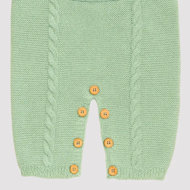 jardineira verde clara de tricot com alças ajustáveis para bebê

