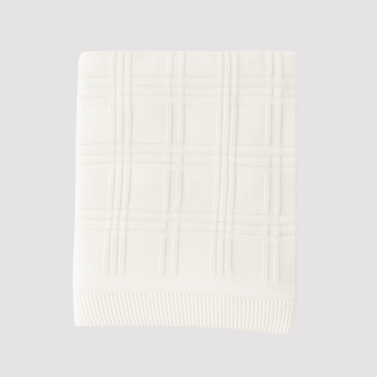 manta tricot bebê off white para saída de maternidade