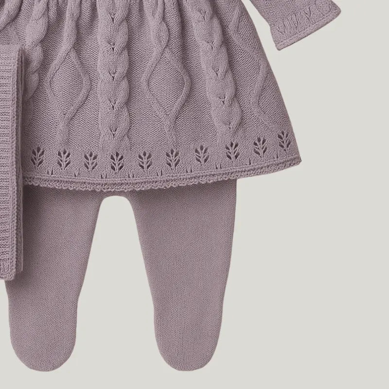 roupa elegante e confortável para a primeira saída da bebê

