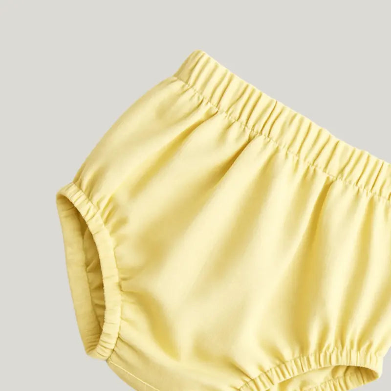 roupa leve para bebê menina ou menino com toque retrô

